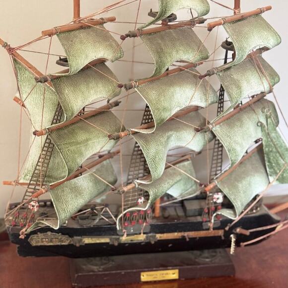 Vintage Model Ship – Spanish Frigate “Fragata Española” 1790 - Picture 2 of 7